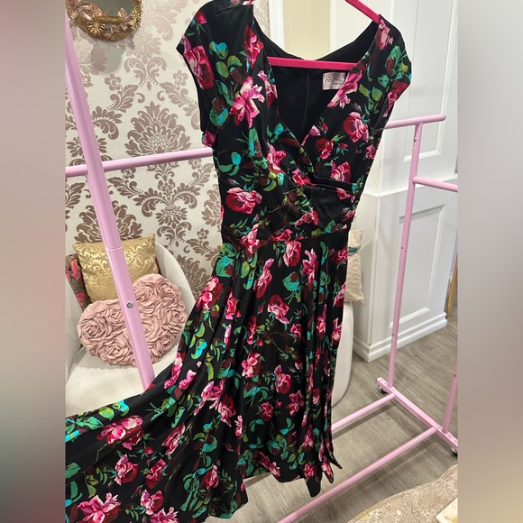 Signature Hourglass Dress by The Pretty Dress Company - Picture 2 of 11